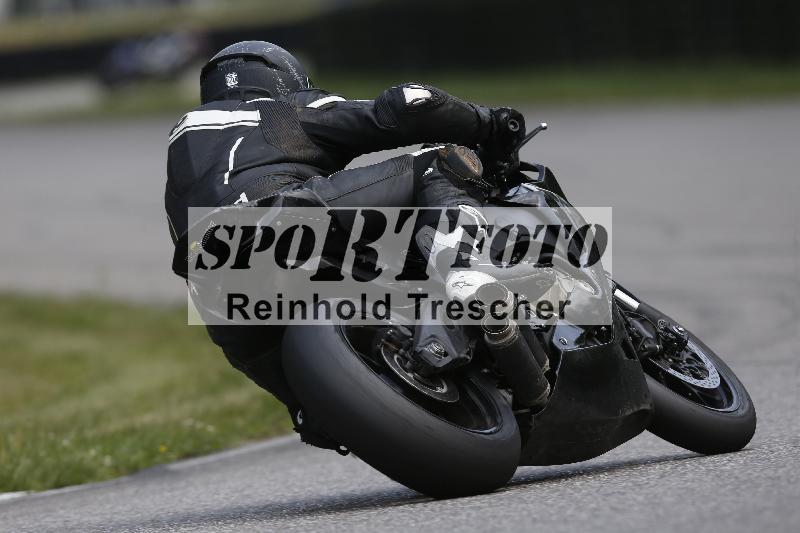 /24 08.06.2025 TZ Motorsport ADR/Gruppe gelb/backside